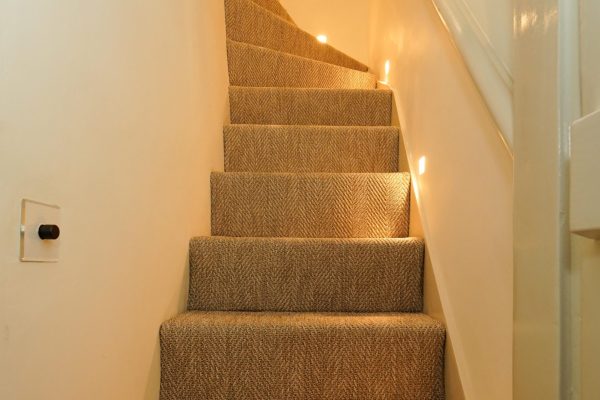 Grid Right Upper.stair carpet lights