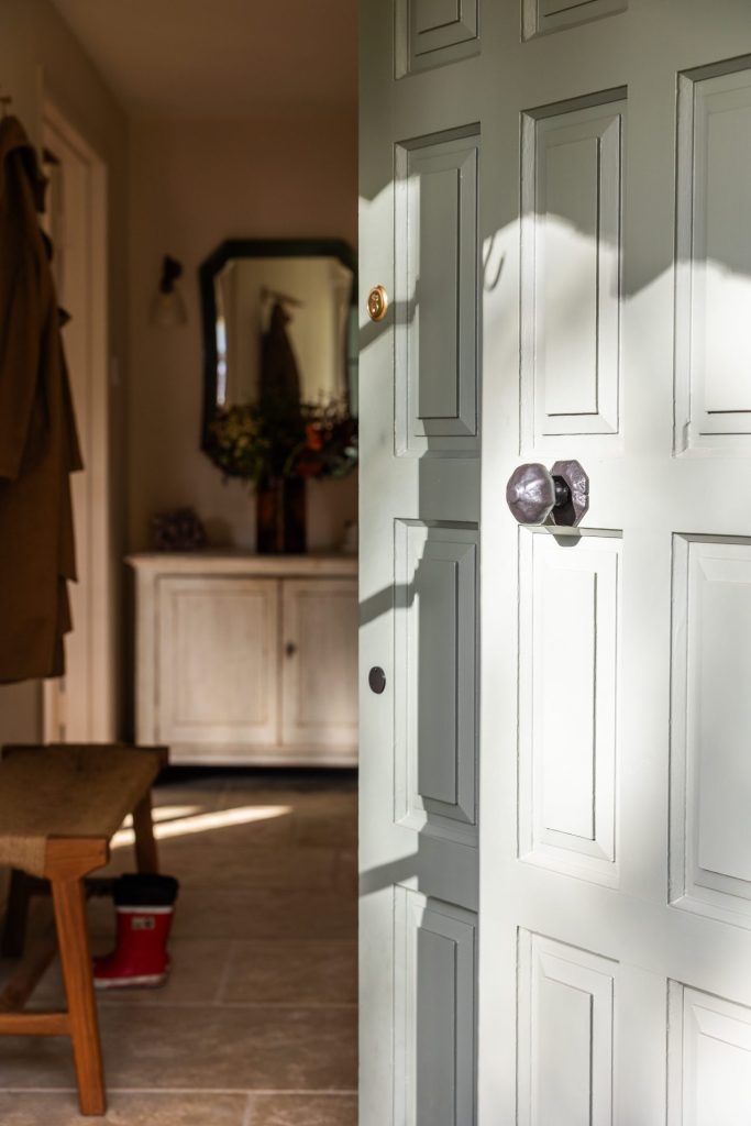 02 East Sussex Country House