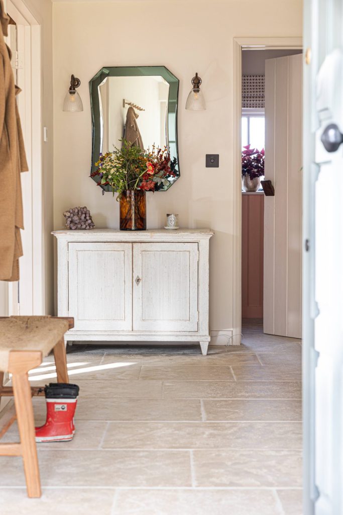 03 East Sussex Country House